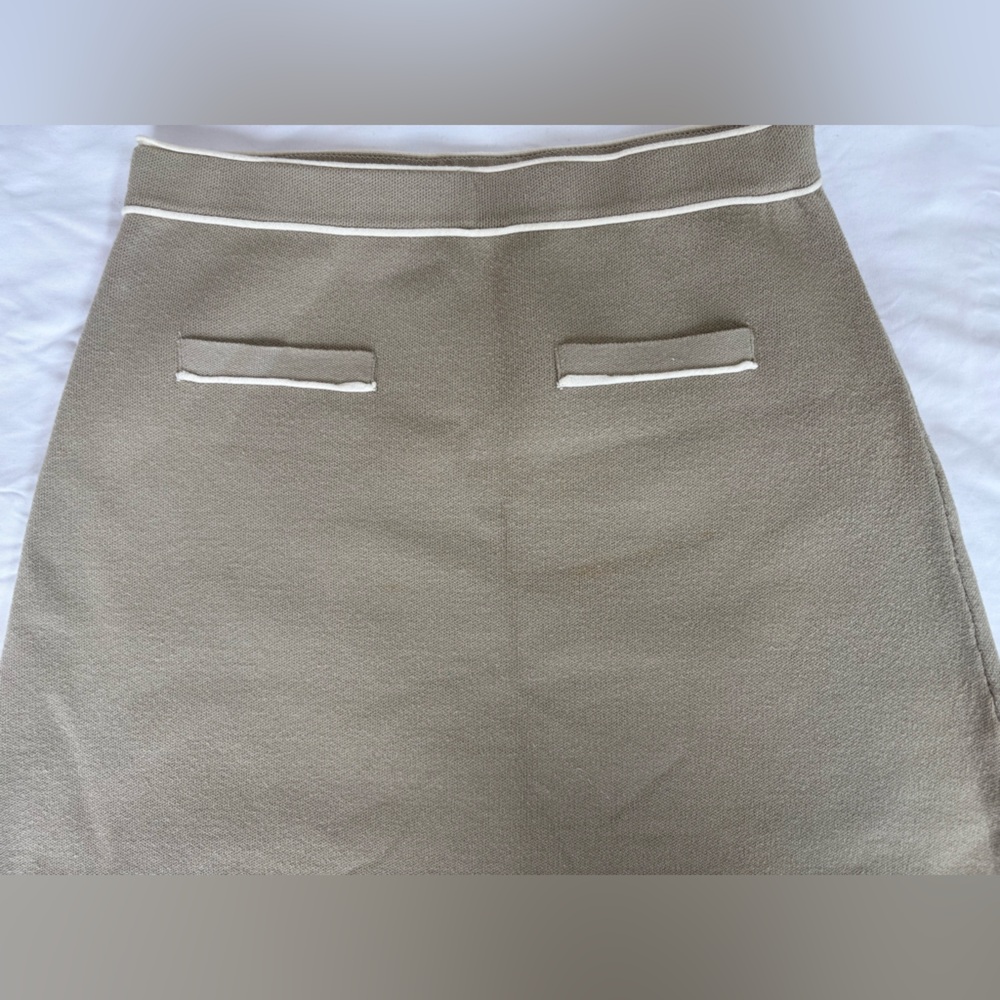 Oak + Fort Skirt  Olive Green - Picture 2 of 3